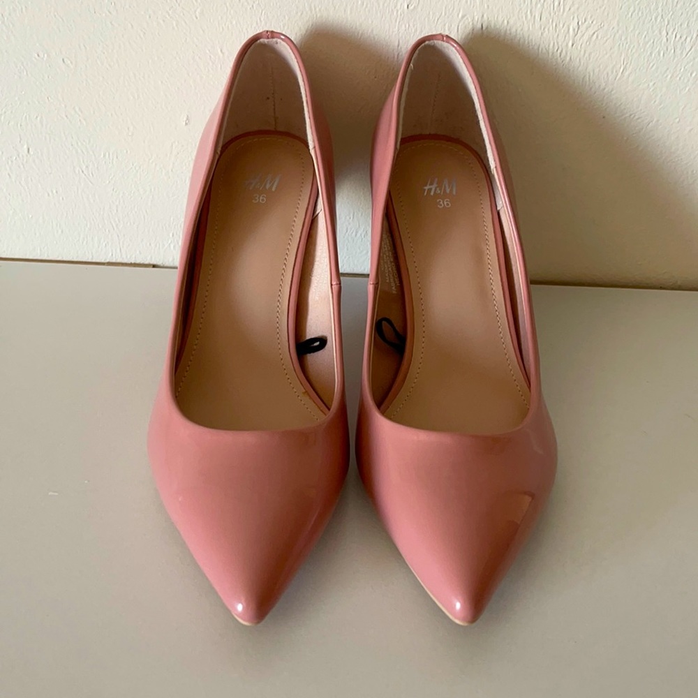 very good condition, no scratches